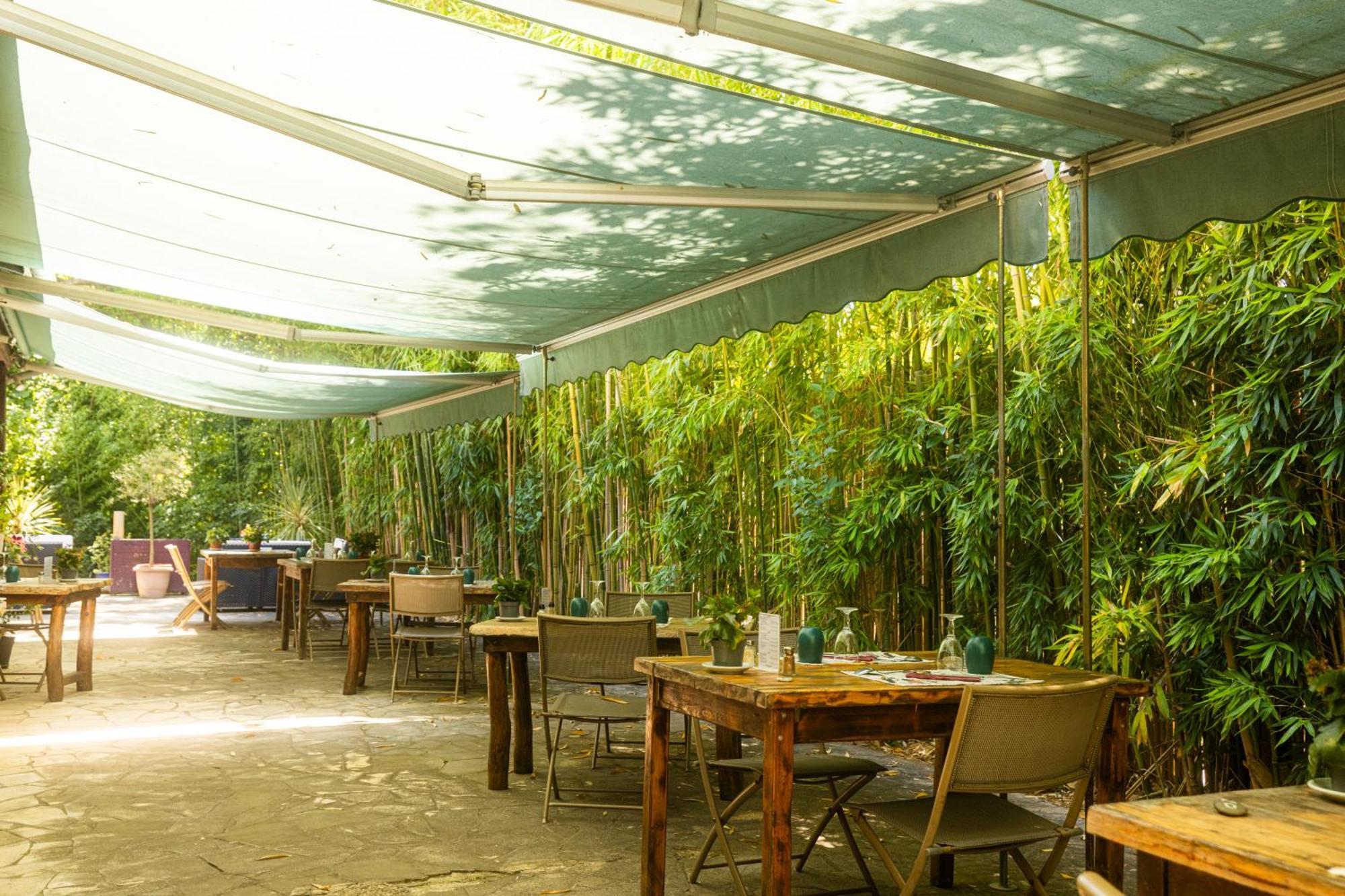 Hotel Restaurant Des Thermes Castéra-Verduzan Exterior foto